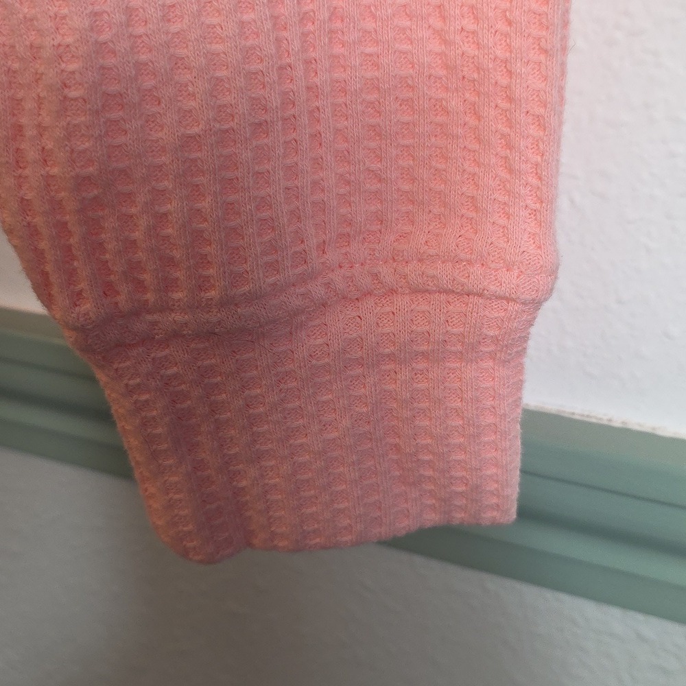 Old Navy Cozy Waffle Knit Henley Top Oversized Light Peach Pullover Small New - Picture 4 of 11